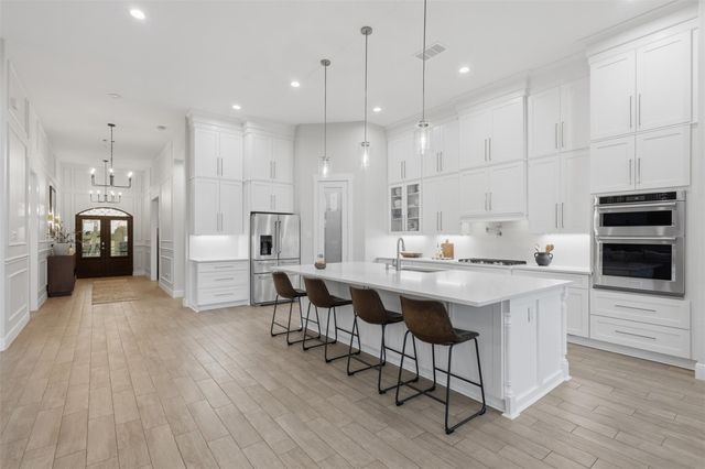 8801 County Road 79, Iowa Colony, TX 77583
