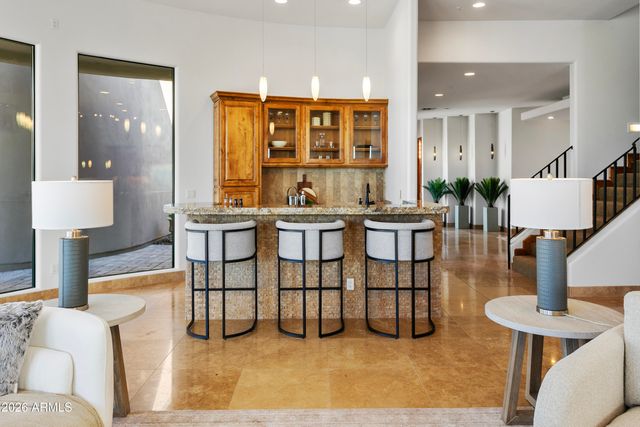 11376 E DREYFUS Avenue, Scottsdale, AZ 85259