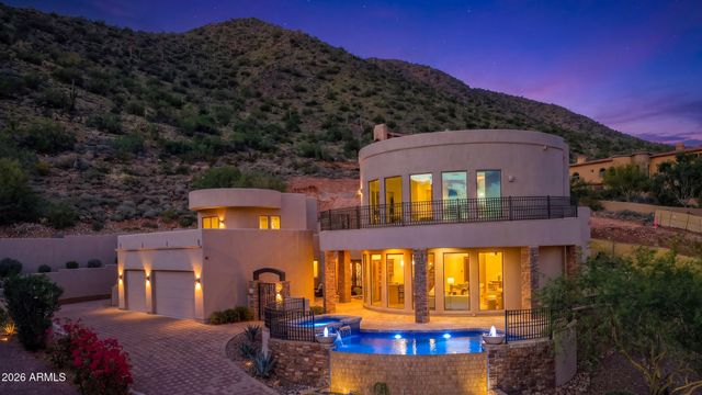 11376 E DREYFUS Avenue, Scottsdale, AZ 85259