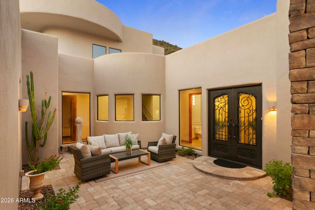 11376 E DREYFUS Avenue, Scottsdale, AZ 85259