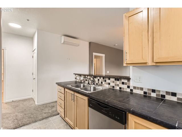 11735 Nw WINTER PARK Ter, Portland, OR 97229