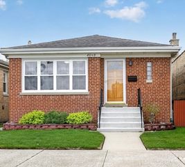 8043 W Irving Park Road, Chicago, IL 60634