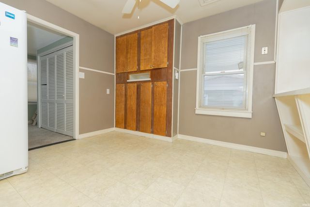 416 Hanover Road, Evansville, IN 47710