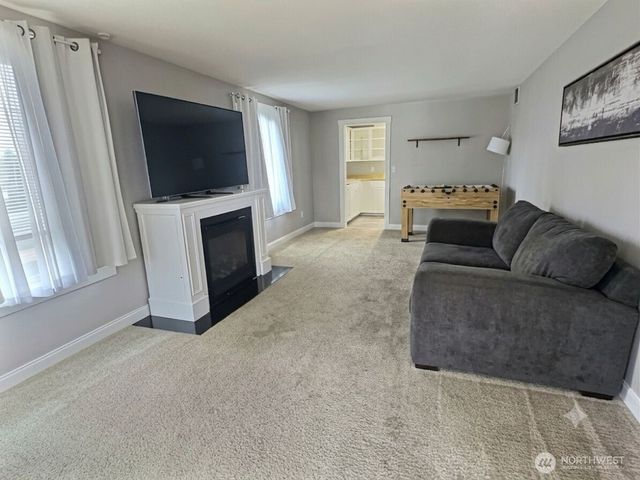 238 S French Avenue, Arlington, WA 98223