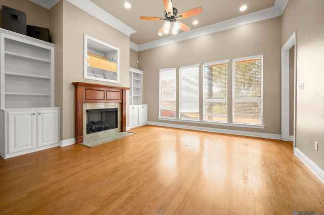 2058 Pointe South Dr, Zachary, LA 70791