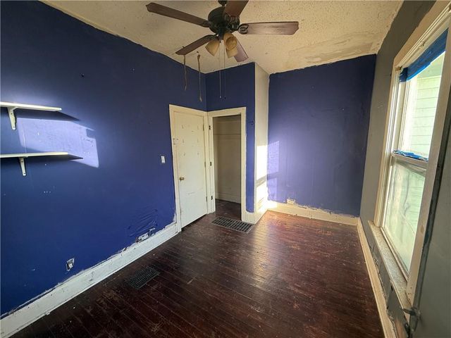 1912 FEDERAL Avenue, Kansas City, KS 66103