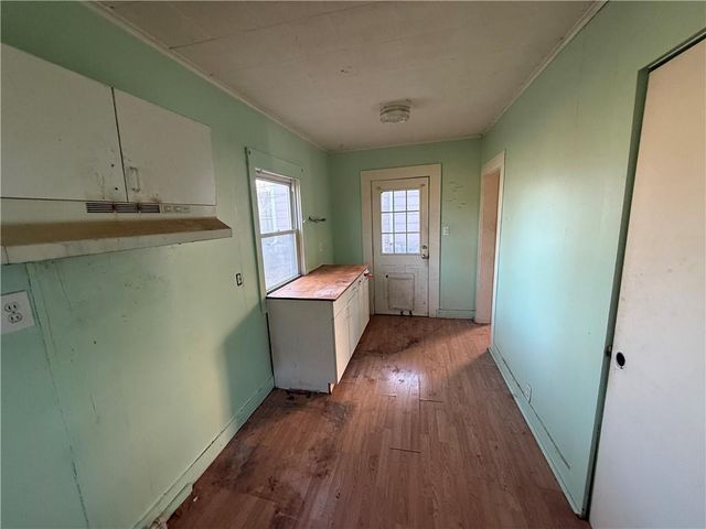 1912 FEDERAL Avenue, Kansas City, KS 66103