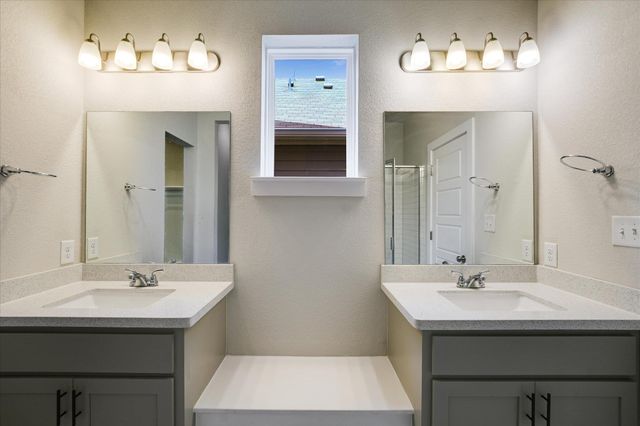5826 Aviano RD, Round Rock, TX 78665