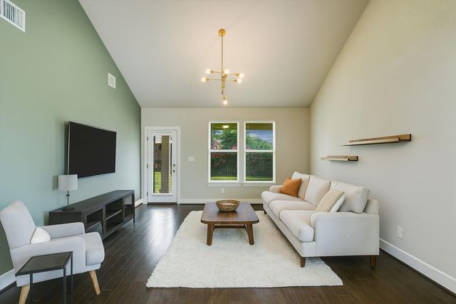 5826 Aviano RD, Round Rock, TX 78665