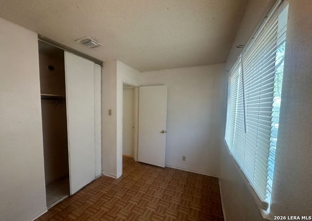 8719 PORT OF CALL DR, San Antonio, TX 78242