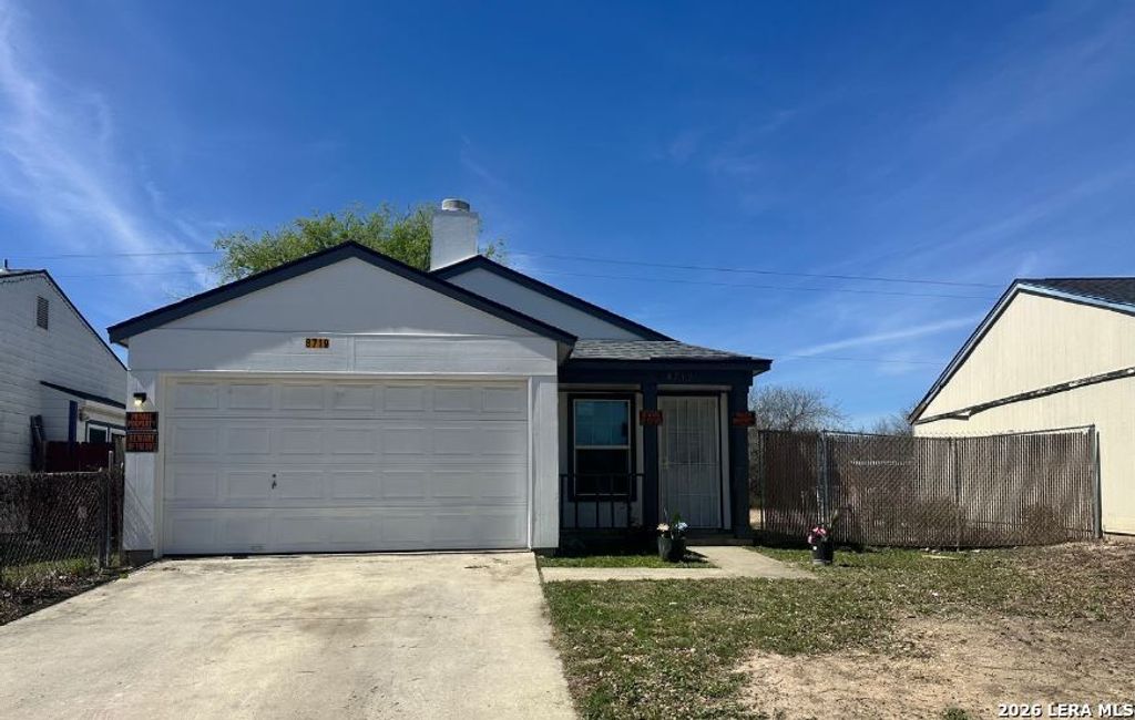 8719 PORT OF CALL DR, San Antonio, TX 78242
