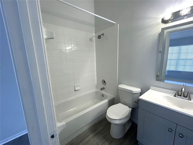 2320 LAKE WOODBERRY CIRCLE, Brandon, FL 33510