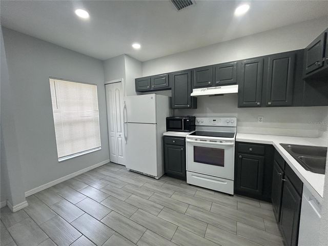 2320 LAKE WOODBERRY CIRCLE, Brandon, FL 33510