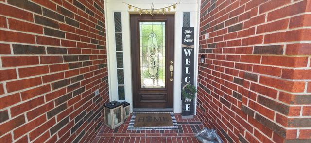 16419 Redcrest Drive, Houston, TX 77095