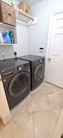 16419 Redcrest Drive, Houston, TX 77095