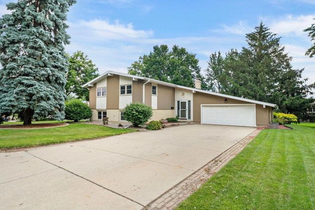 1309 Kuhle Drive, Sun Prairie, WI 53590