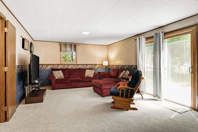 1309 Kuhle Drive, Sun Prairie, WI 53590