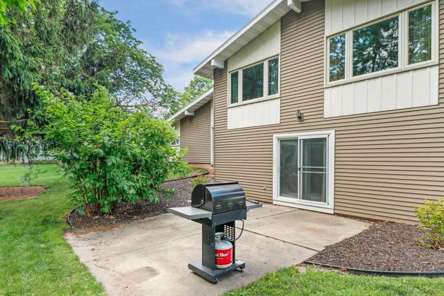1309 Kuhle Drive, Sun Prairie, WI 53590