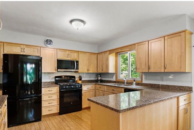 1309 Kuhle Drive, Sun Prairie, WI 53590