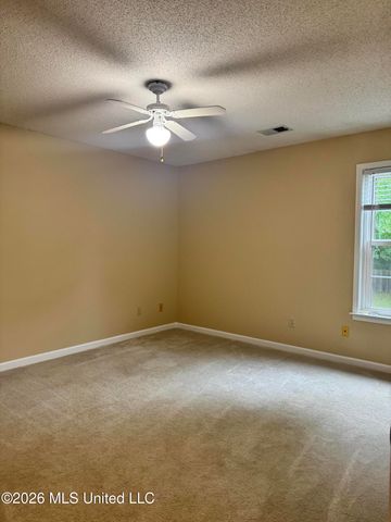 7295 Dogwood Place, Southaven, MS 38671