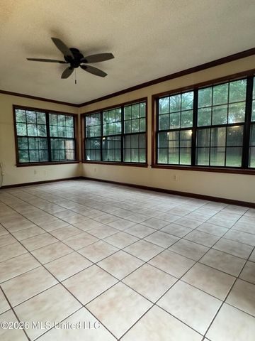 7295 Dogwood Place, Southaven, MS 38671