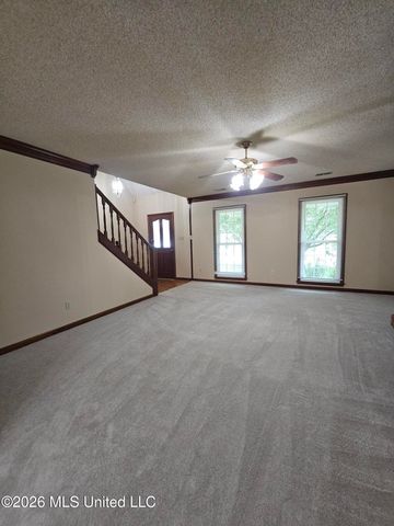 7295 Dogwood Place, Southaven, MS 38671