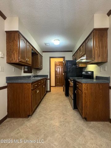 7295 Dogwood Place, Southaven, MS 38671