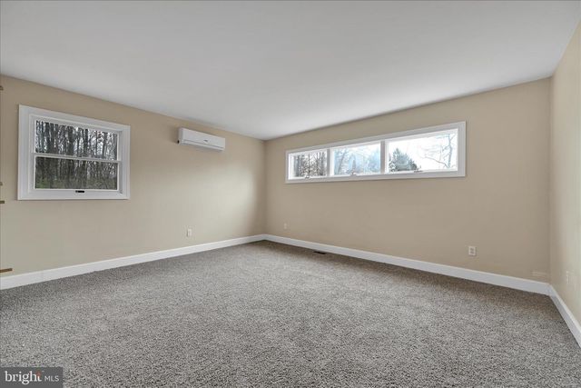 145 N WYLAM ST, Frackville, PA 17931