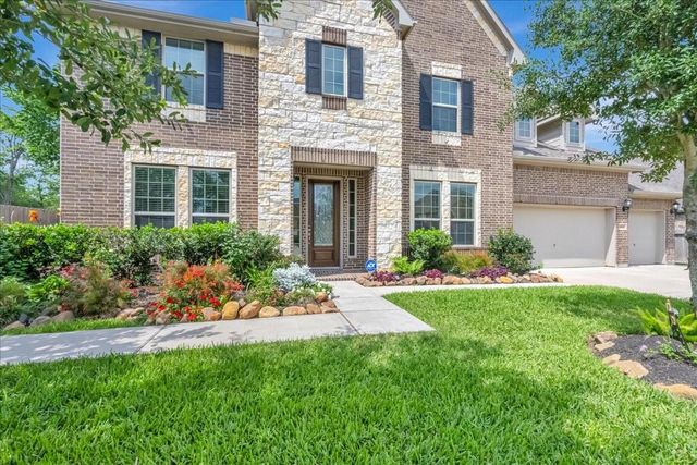 8033 Serenity Drive, Pearland, TX 77584