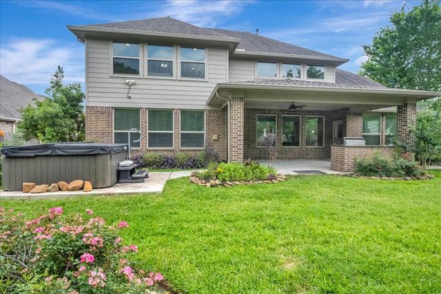 8033 Serenity Drive, Pearland, TX 77584