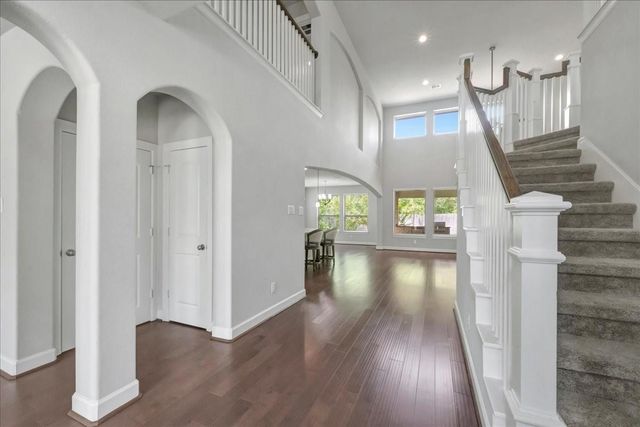 8033 Serenity Drive, Pearland, TX 77584