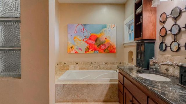 210 E 6th Ave, Escondido, CA 92025