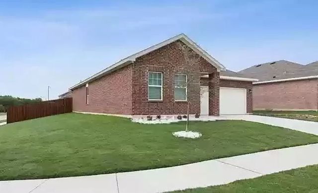 5301 Northfield Drive, Fort Worth, TX 76179