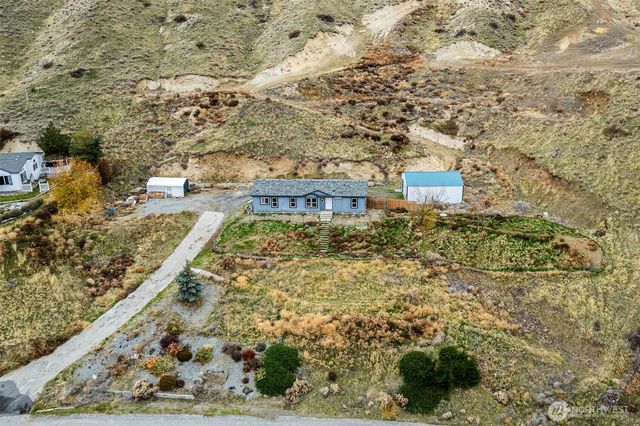 3570 Pinnacle Place, Wenatchee, WA 98801