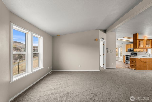 3570 Pinnacle Place, Wenatchee, WA 98801