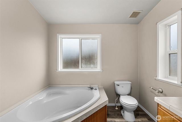 3570 Pinnacle Place, Wenatchee, WA 98801