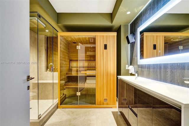 1800 S Ocean Dr 4403, Hallandale Beach, FL 33009