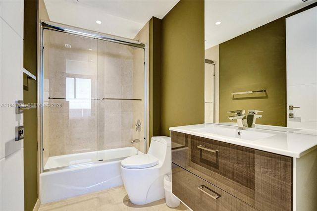 1800 S Ocean Dr 4403, Hallandale Beach, FL 33009