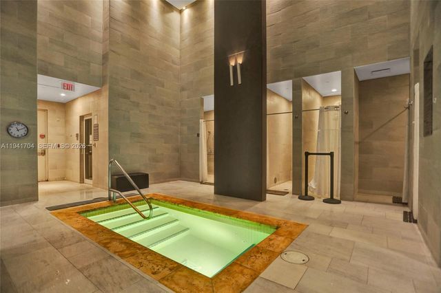 1800 S Ocean Dr 4403, Hallandale Beach, FL 33009