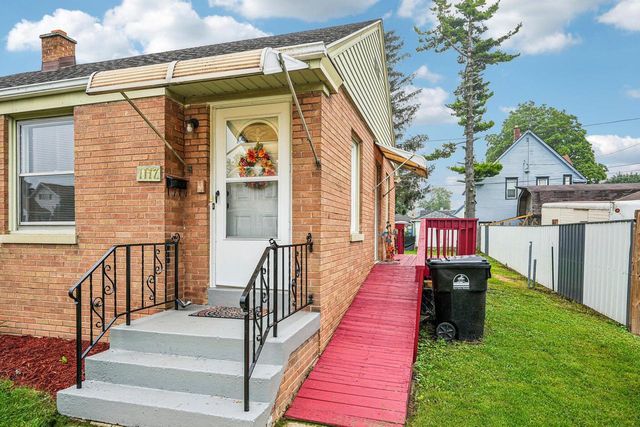 1117 Rode AVENUE, Racine, WI 53404