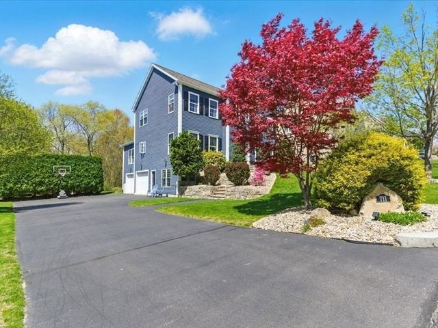711 Samuel Dr, Northbridge, MA 01588