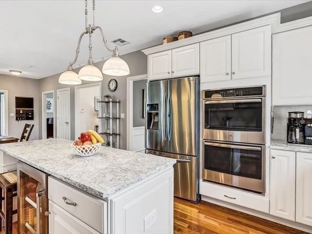 711 Samuel Dr, Northbridge, MA 01588