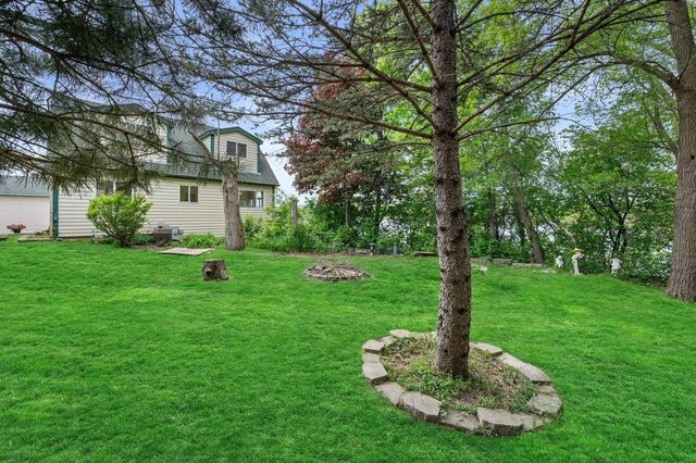 N50W35096 Wisconsin AVENUE, Okauchee, WI 53069
