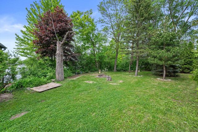 N50W35096 Wisconsin AVENUE, Okauchee, WI 53069