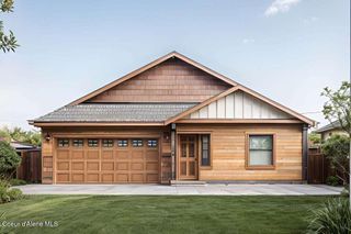 2238 Maverick Ct, Sandpoint, ID 83864