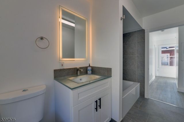 118 N 14Th St, Prospect Park Boro, NJ 07508