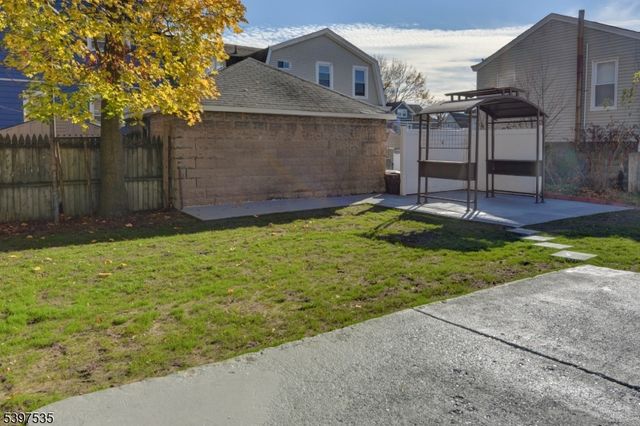 118 N 14Th St, Prospect Park Boro, NJ 07508