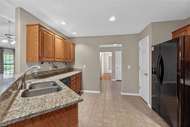 407 NW J Street, Bentonville, AR 72712