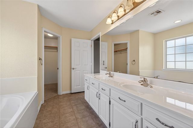407 NW J Street, Bentonville, AR 72712