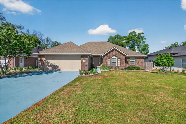 407 NW J Street, Bentonville, AR 72712
